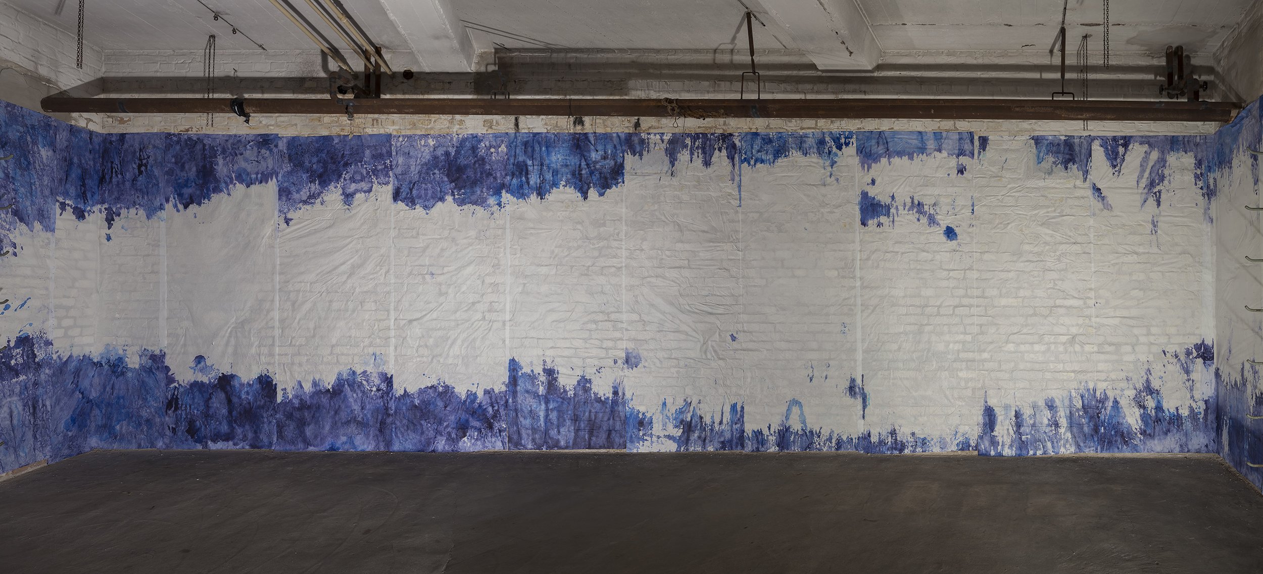  Raumfahrt, painting installation, 2018, 2,5 m x 30 m, ink on Xuan paper glued on walls. 