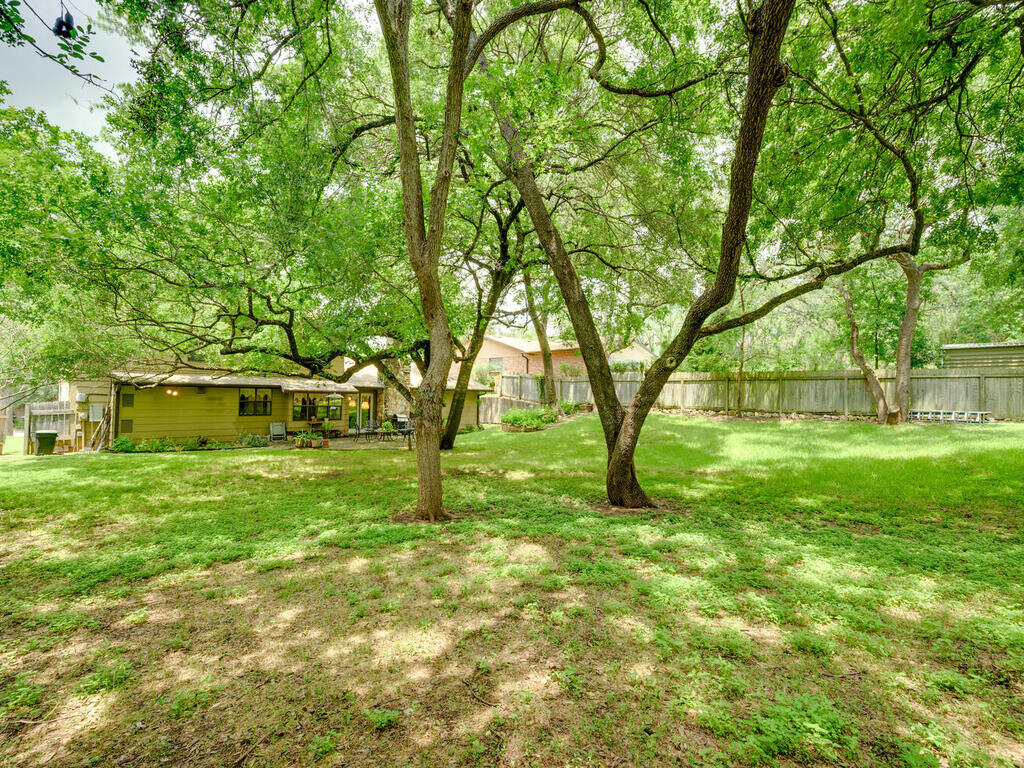 2137 Barton Hills Dr Austin TX 78704 USA-041-031-Barton Hills-MLS_Size.jpg