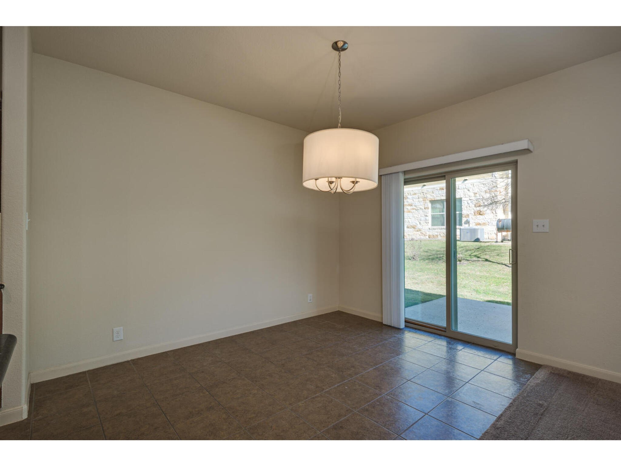 1620 Bryant Dr Unit 502 Round Rock TX 78664 USA-013-009-Bryant Dr 502   13-MLS_Size.jpg