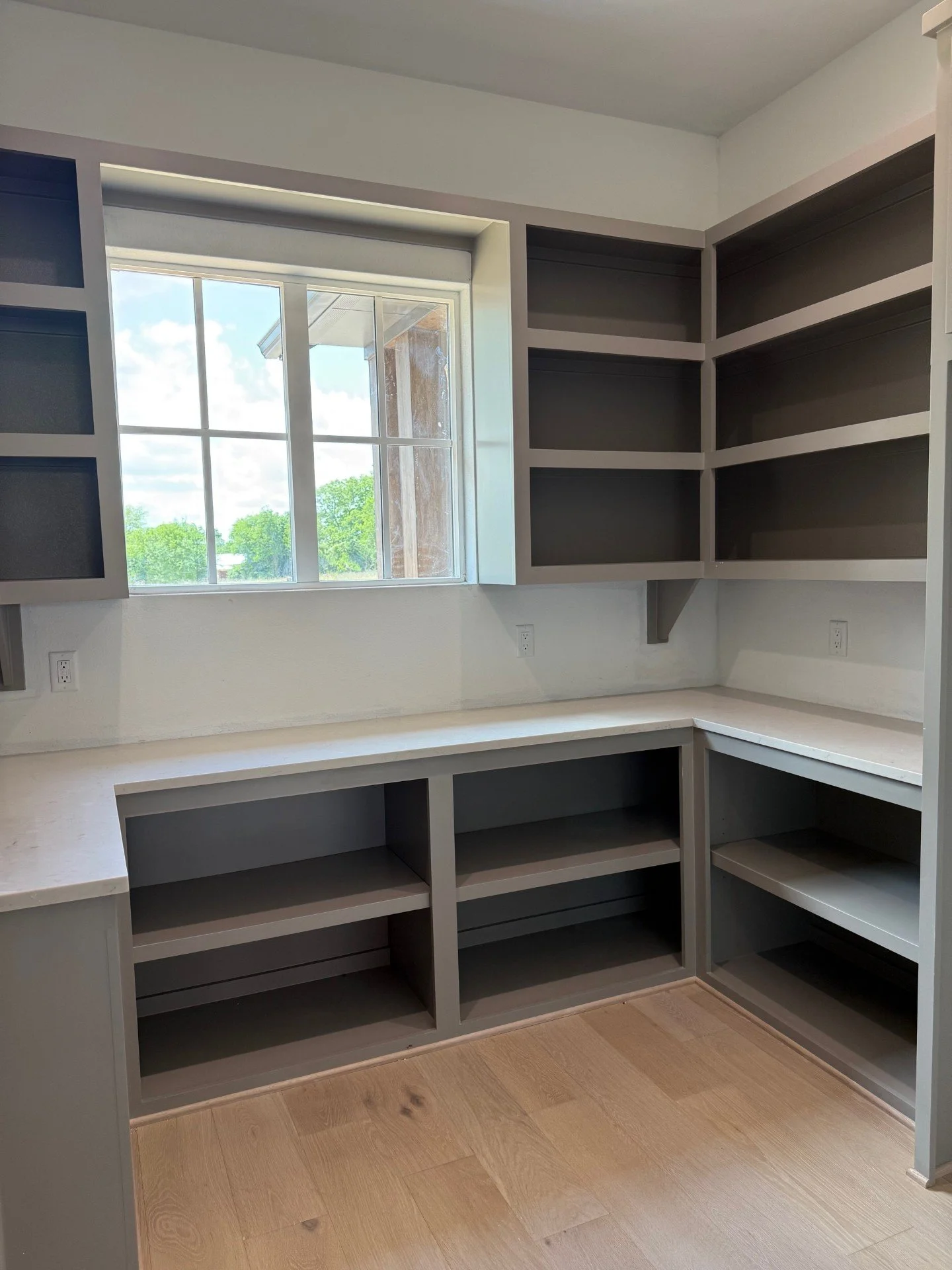 Pantry 6.jpg