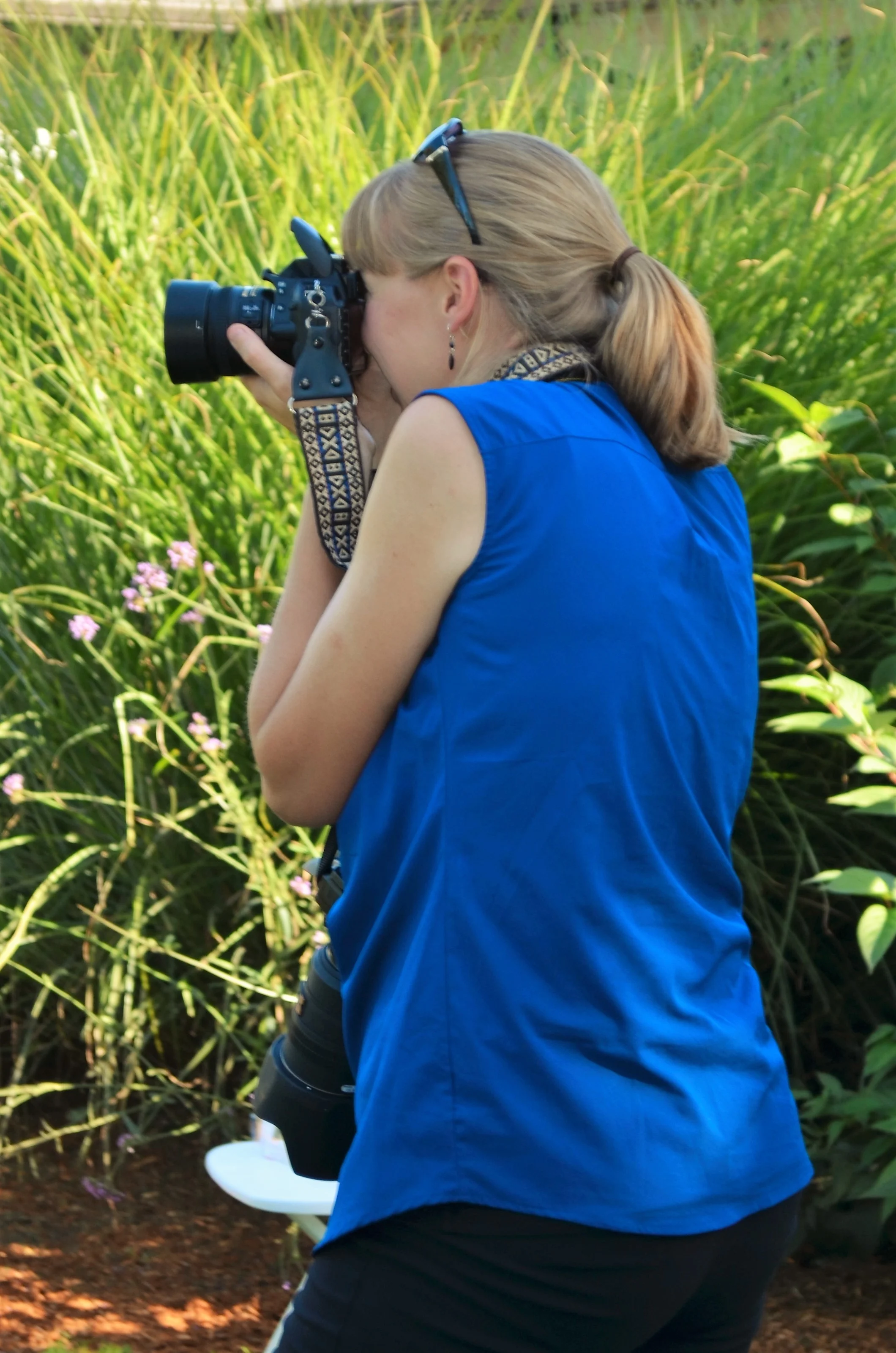 My first year photographing weddings… I think this was my second wedding … about two yours into the gig, I got stung by a wasp… in the arm pit. That made for an interesting 10 hour day!