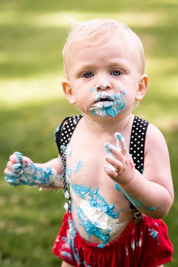 Celebrating with a Cake Smash! (Is he seriously ONE already??) ~ Vancouver, WA