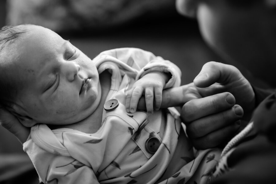 zoey-newborn-photography-brittney-corey-37.jpg