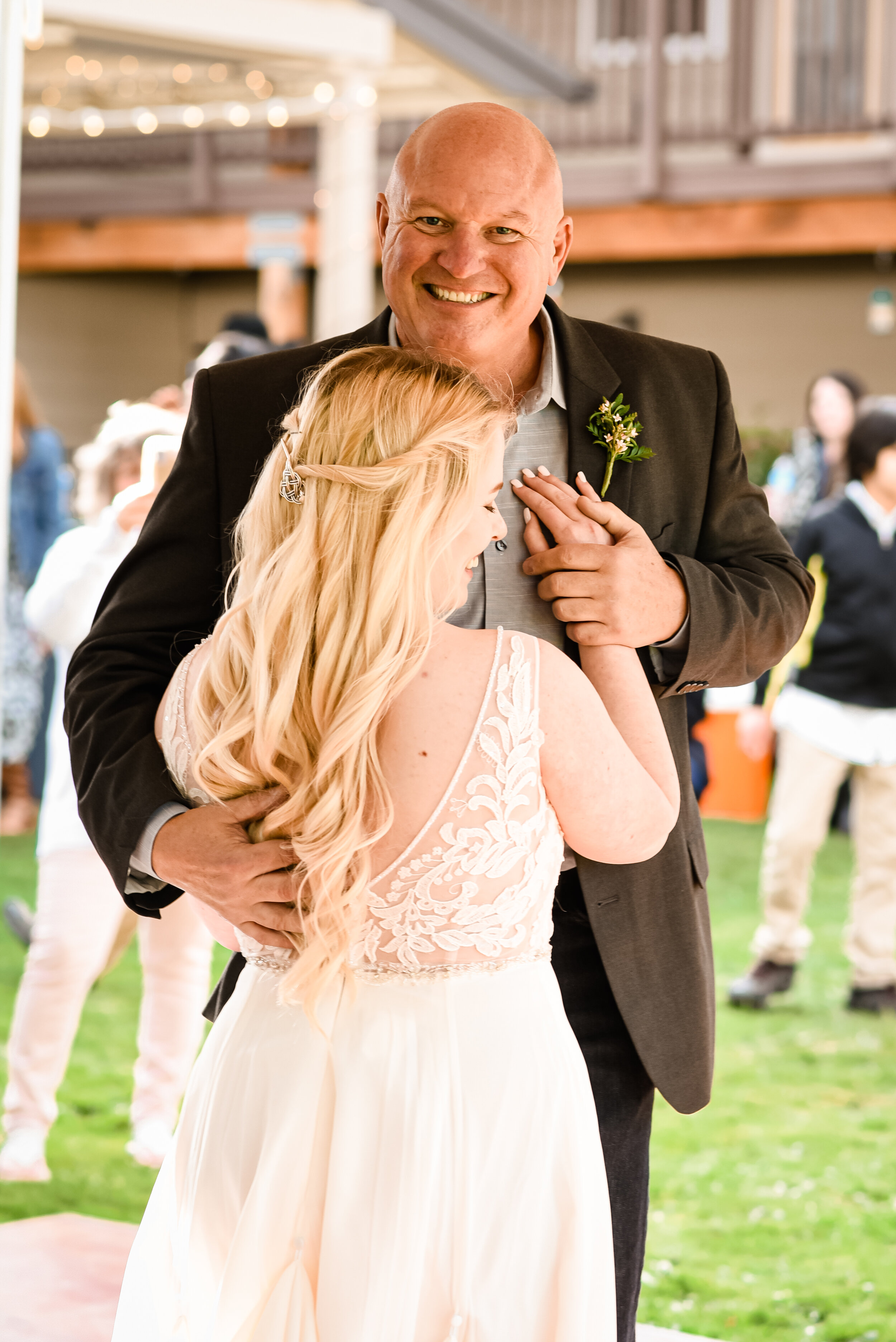 Father-Daughter-Dance-brittney-corey-photography-wedding-10.jpg