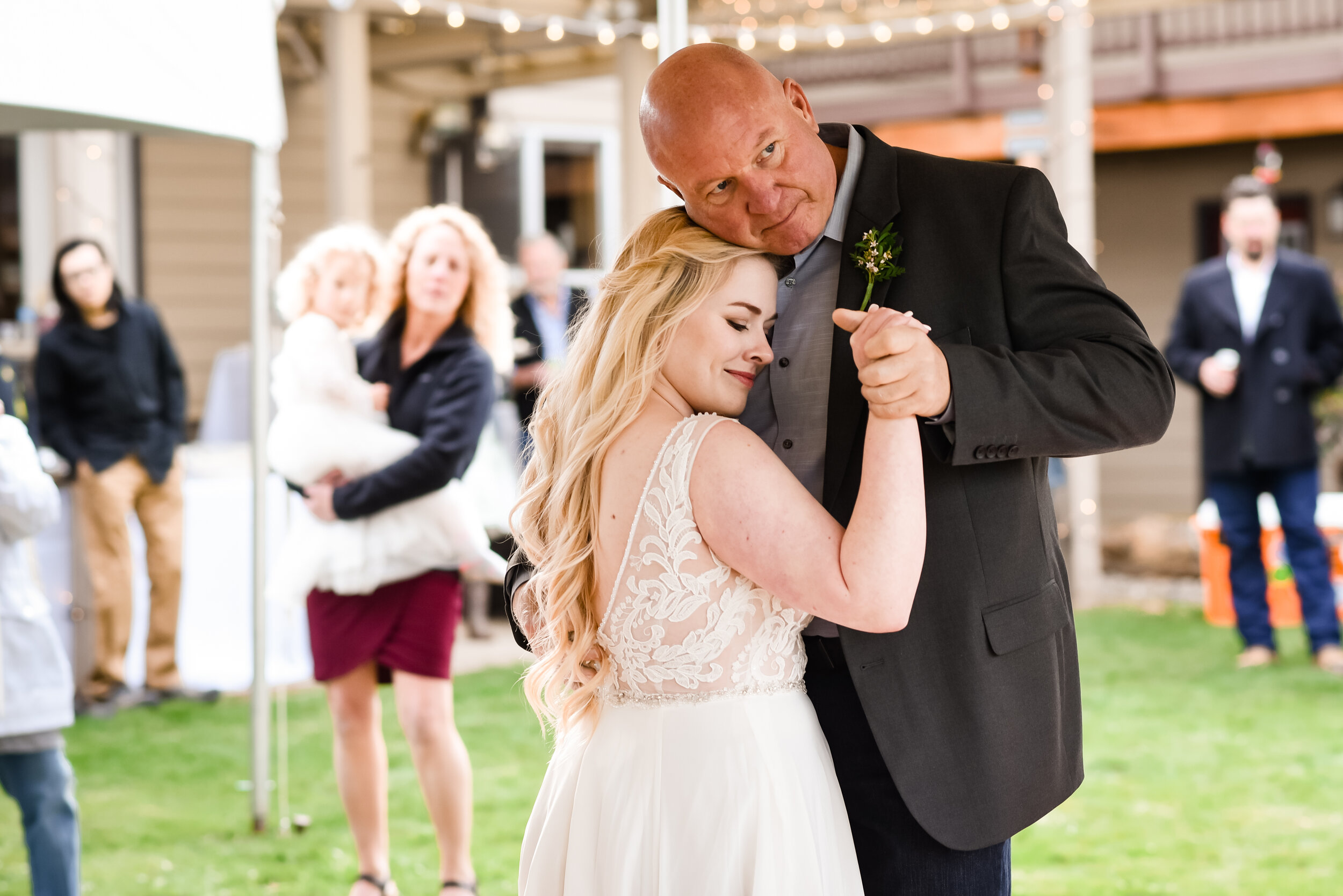 Father-Daughter-Dance-brittney-corey-photography-wedding-3.jpg