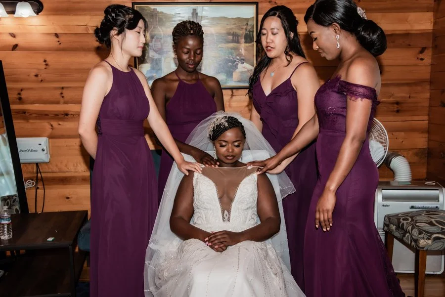 brittney-corey-photography-Getting-Ready-Bride-55.jpg