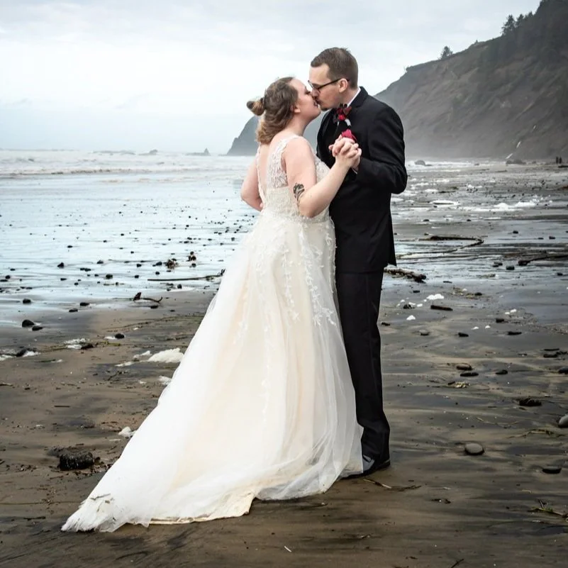 Britni &amp; Keagan ~ Logan Road Wayside ~ Lincoln City, Oregon