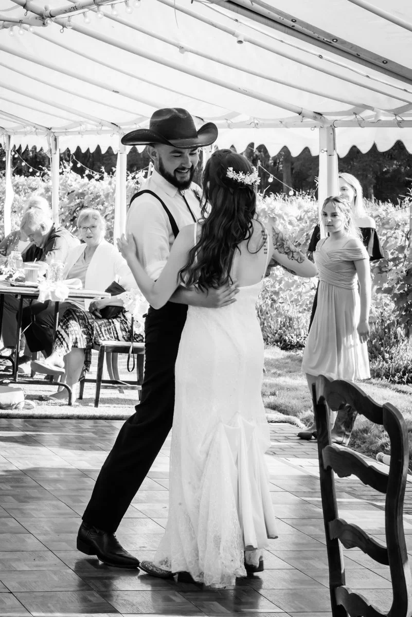 brittney.corey.photography-first-dance-40 copy.jpg