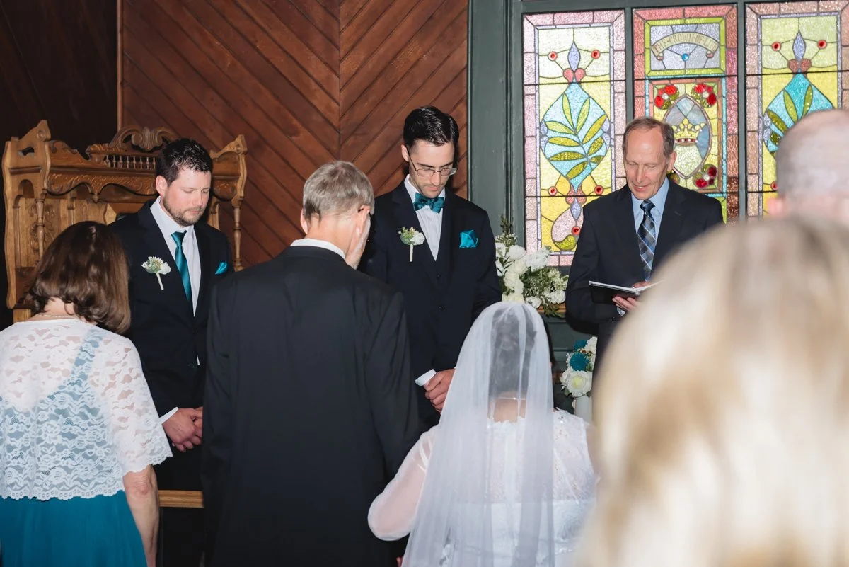 brittney-corey-vancouver-washington-wedding-photography-34.jpg