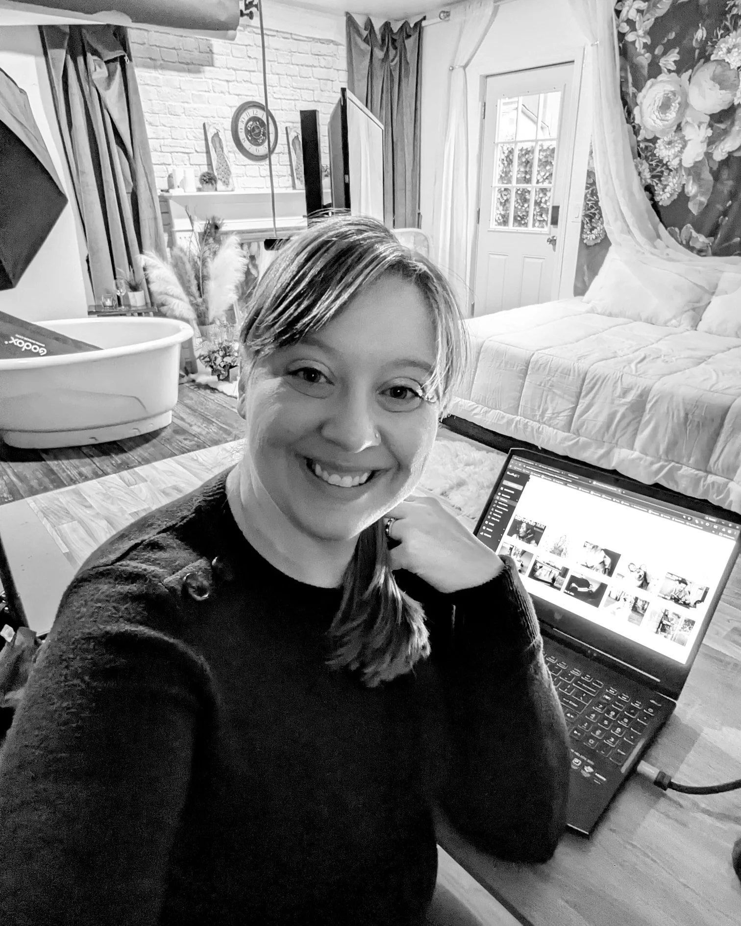 Today marks the end of the first week of our kitchen remodel project... This is the largest home project that we've had done... And it's been stressful. 🤣 

I had a client meeting in my studio earlier this afternoon, and then decided to just stay an