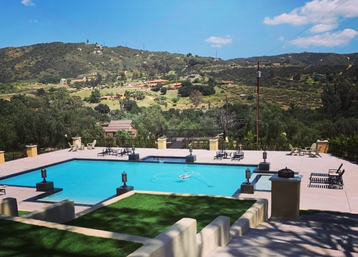 Spring 🌻 is coming soon! Get your pool done on time. Call for a free quote 619-449-6900
#pool#viewsfordays#sandiego#californialiving#poolremodel