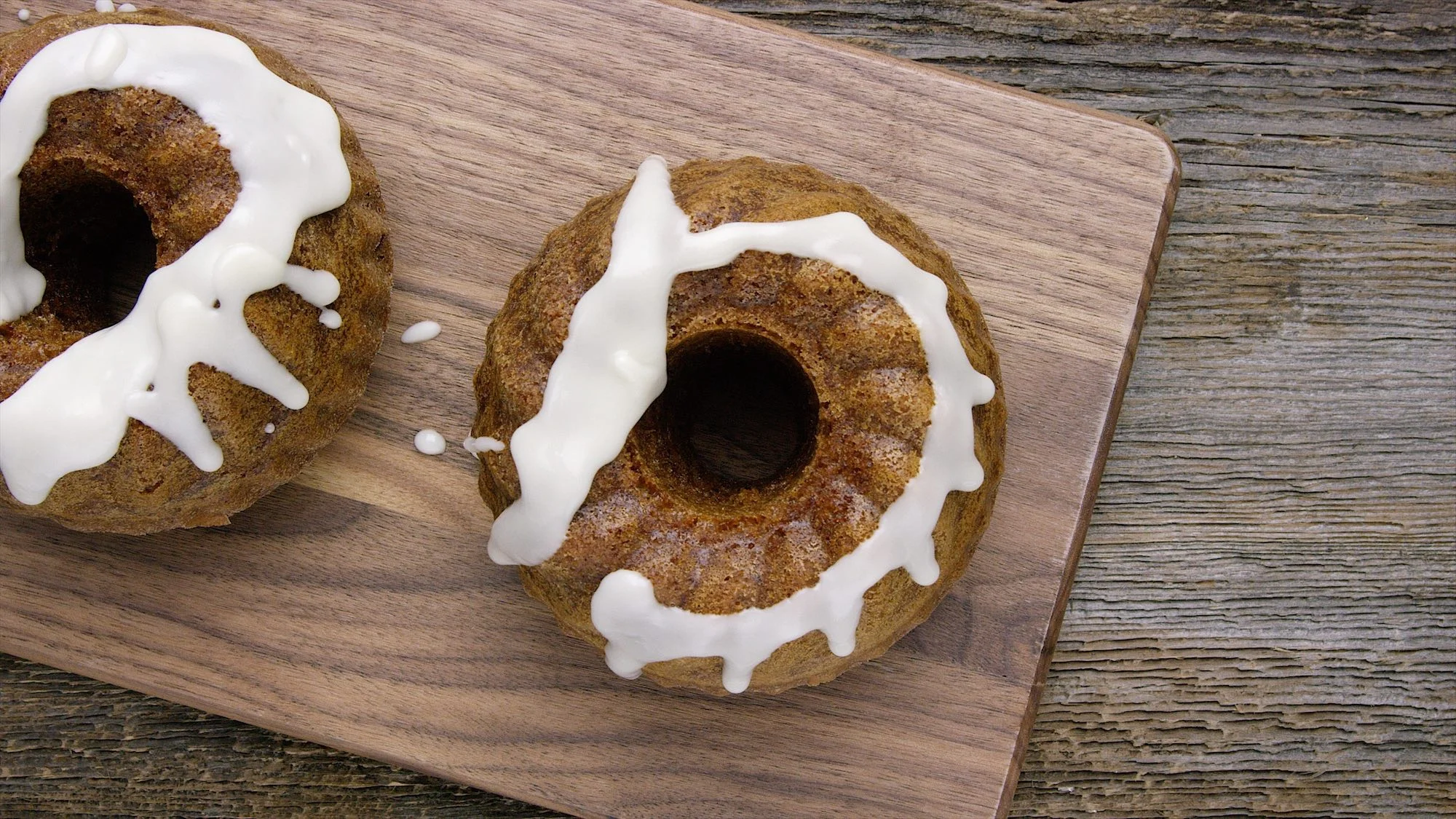 Mini Molasses Spice Bundt Cakes For Two — Glen & Friends Cooking