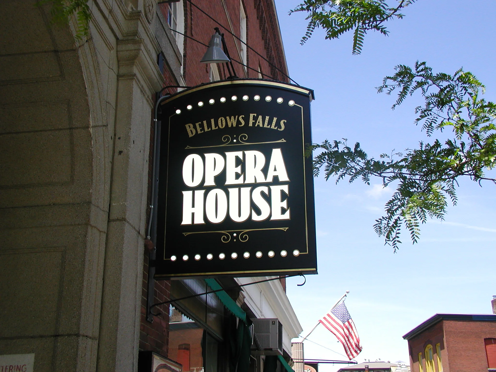 BF Opera House.jpg