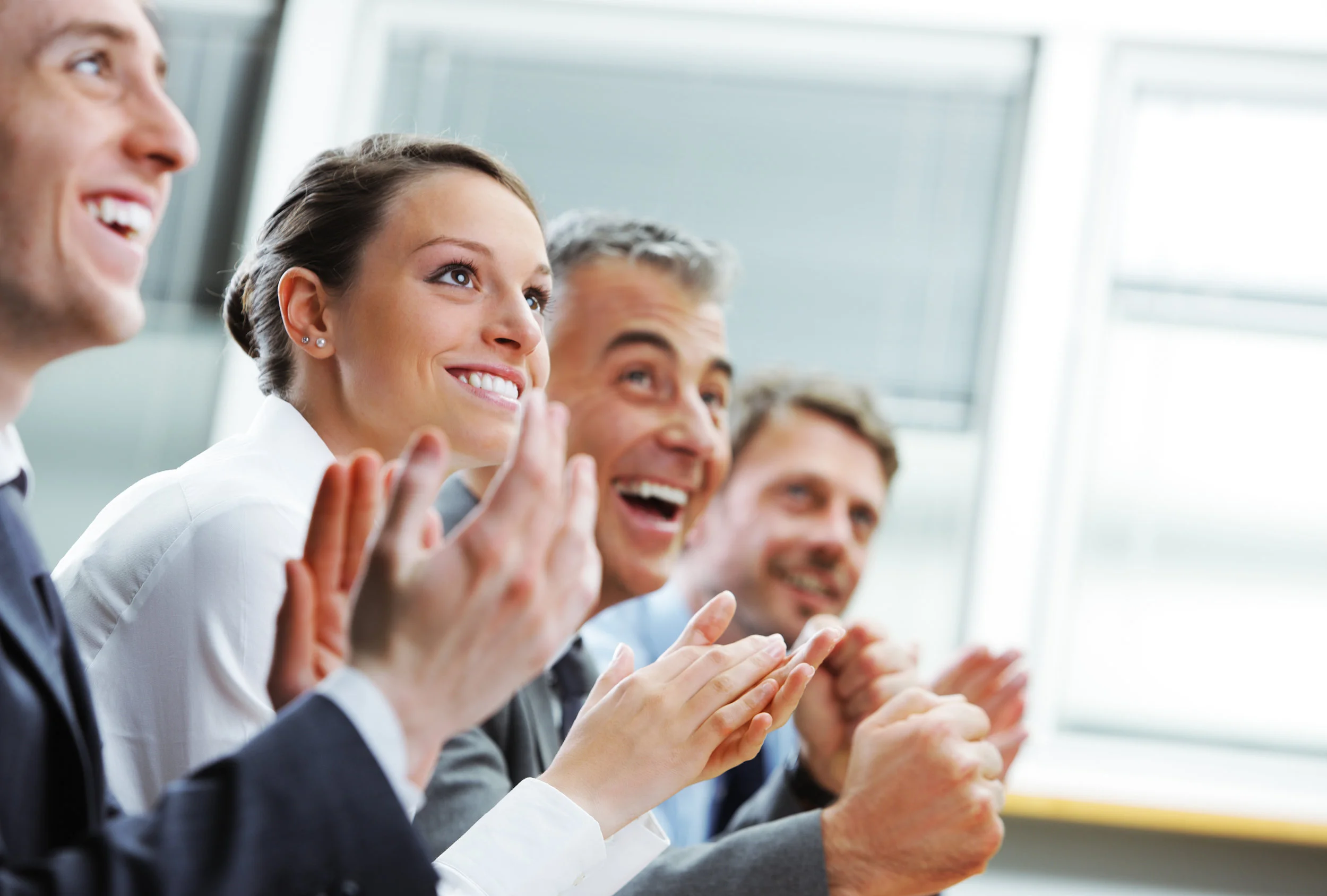 audinece clapping for presentation coaching.jpg