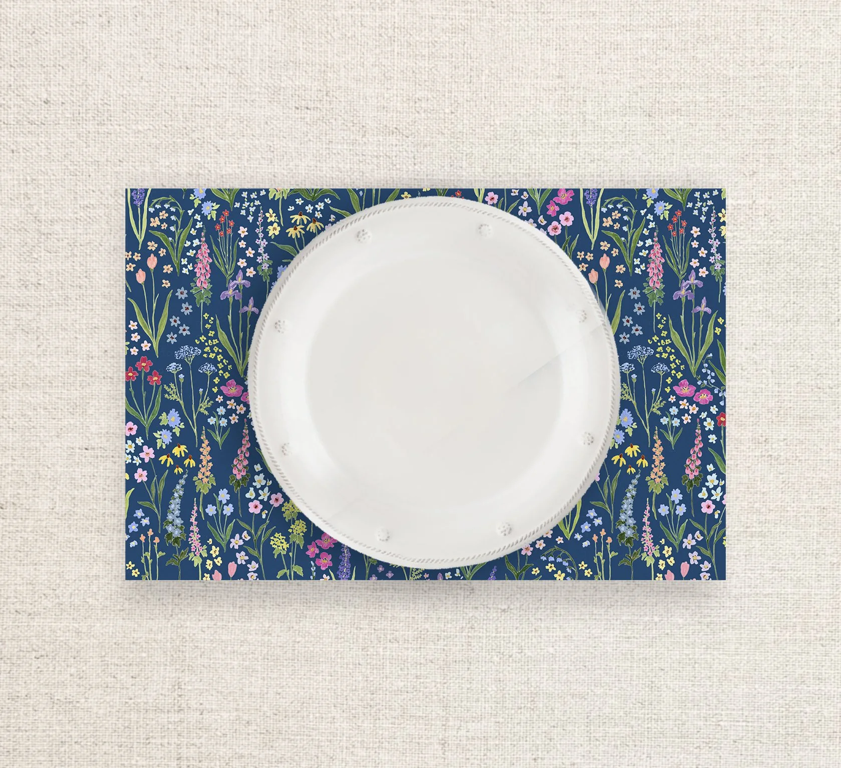 MAT1028_Mockup_onLinen.jpg