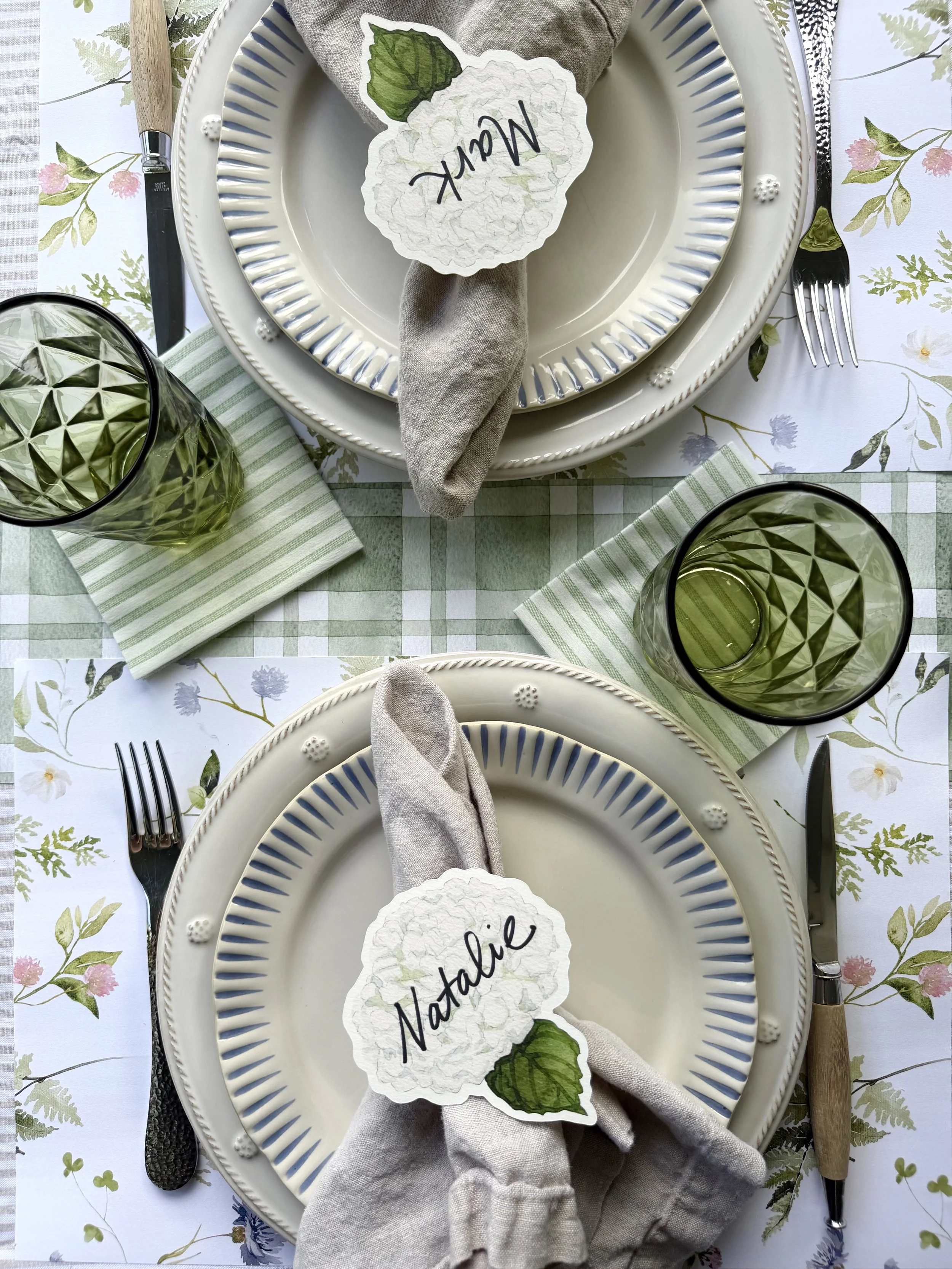 Wildflower Mountain Tablescape with Hydrangeas