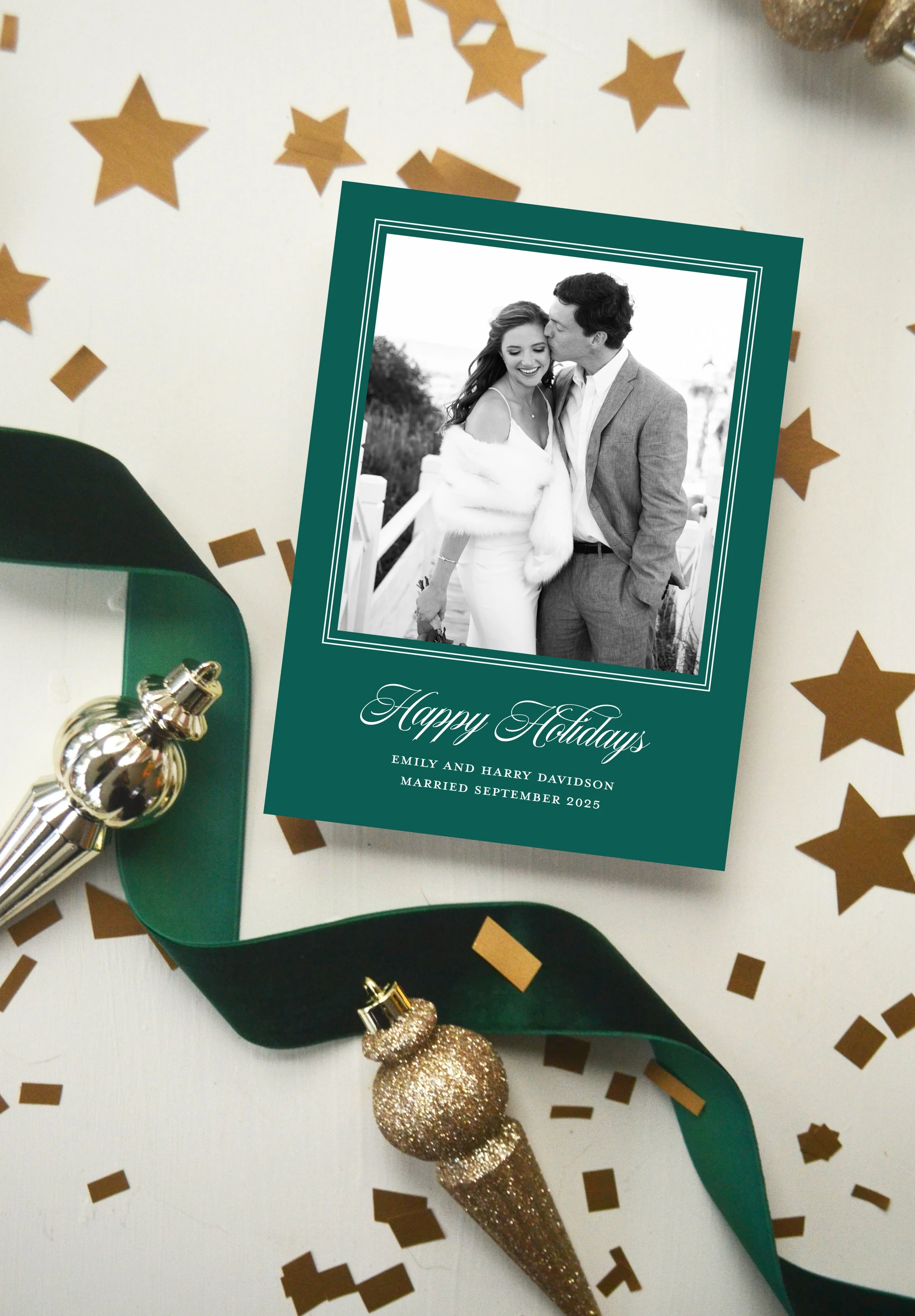 GreenMarbled_NewYears_Ornaments_Confetti_Cropped.jpg