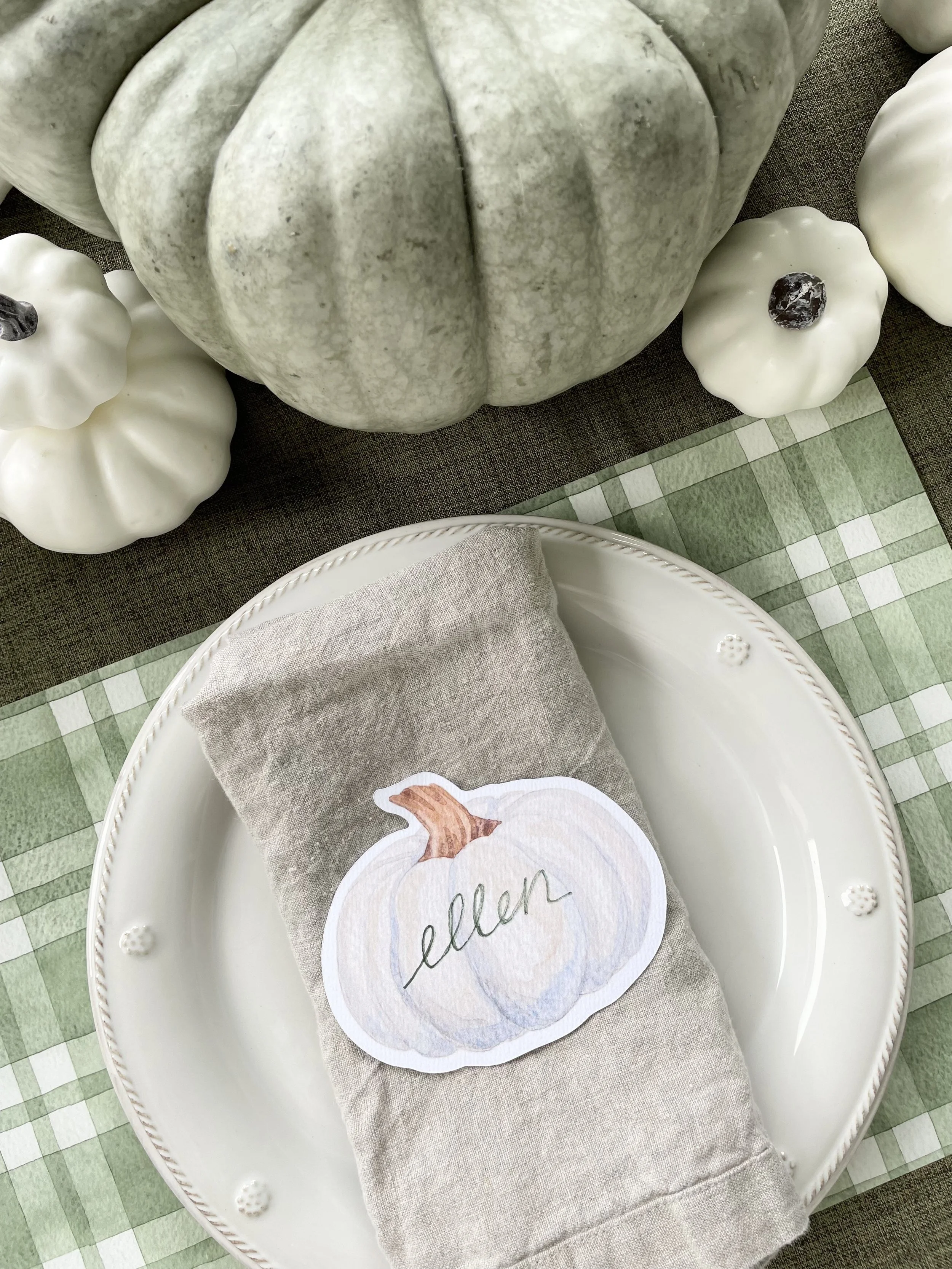 Pumpkin_Tablescape_PlaceCard.jpg