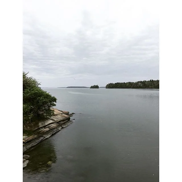 I will never get tired of drizzly views from this bridge. #thebestrunningweather #alsothebestphotoweather #butionlybroughtaniphone #mainelife #mainecoast #freeportmaine