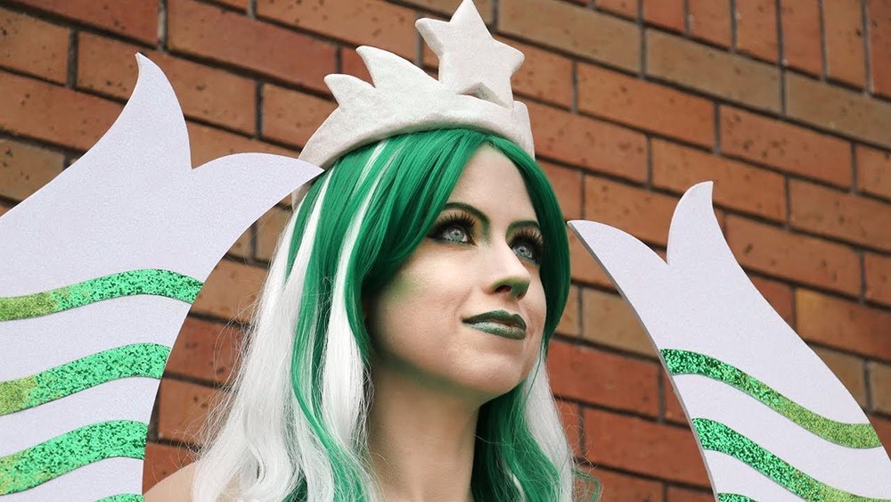 Superholly - Starbucks Mermaid Costume / Disfraz de la Sirena de Starbucks.