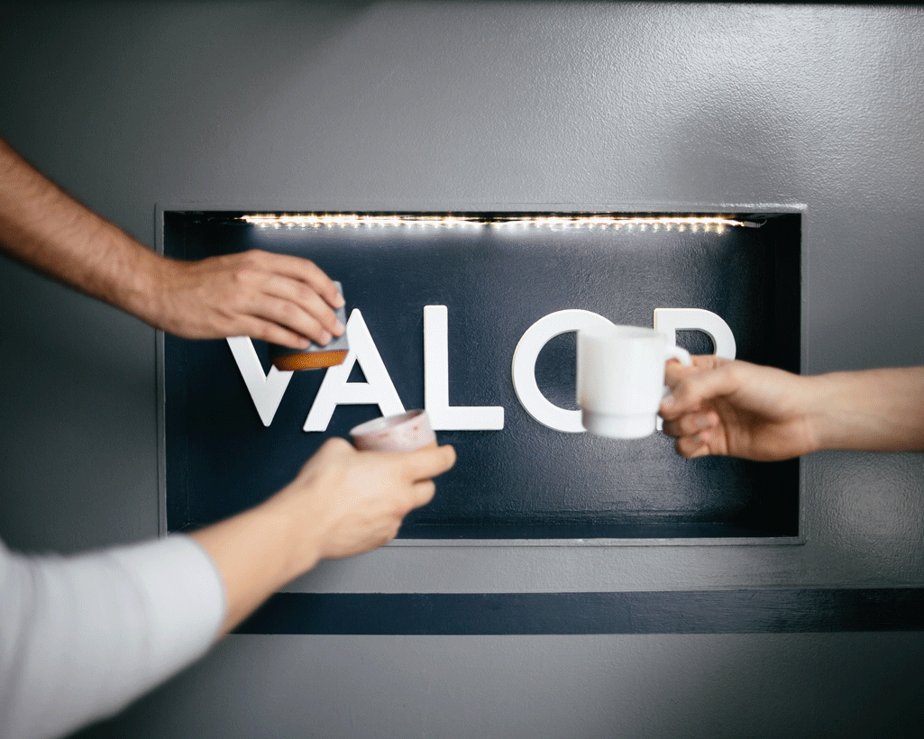 valorgif_f-1.gif