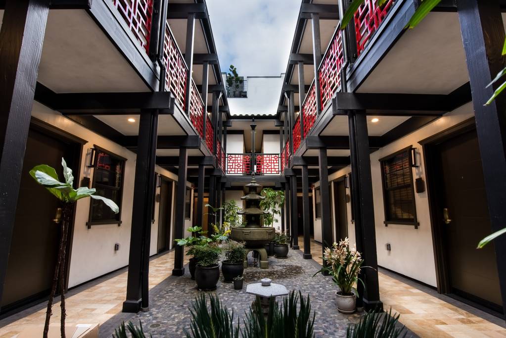 Mikado Hotel