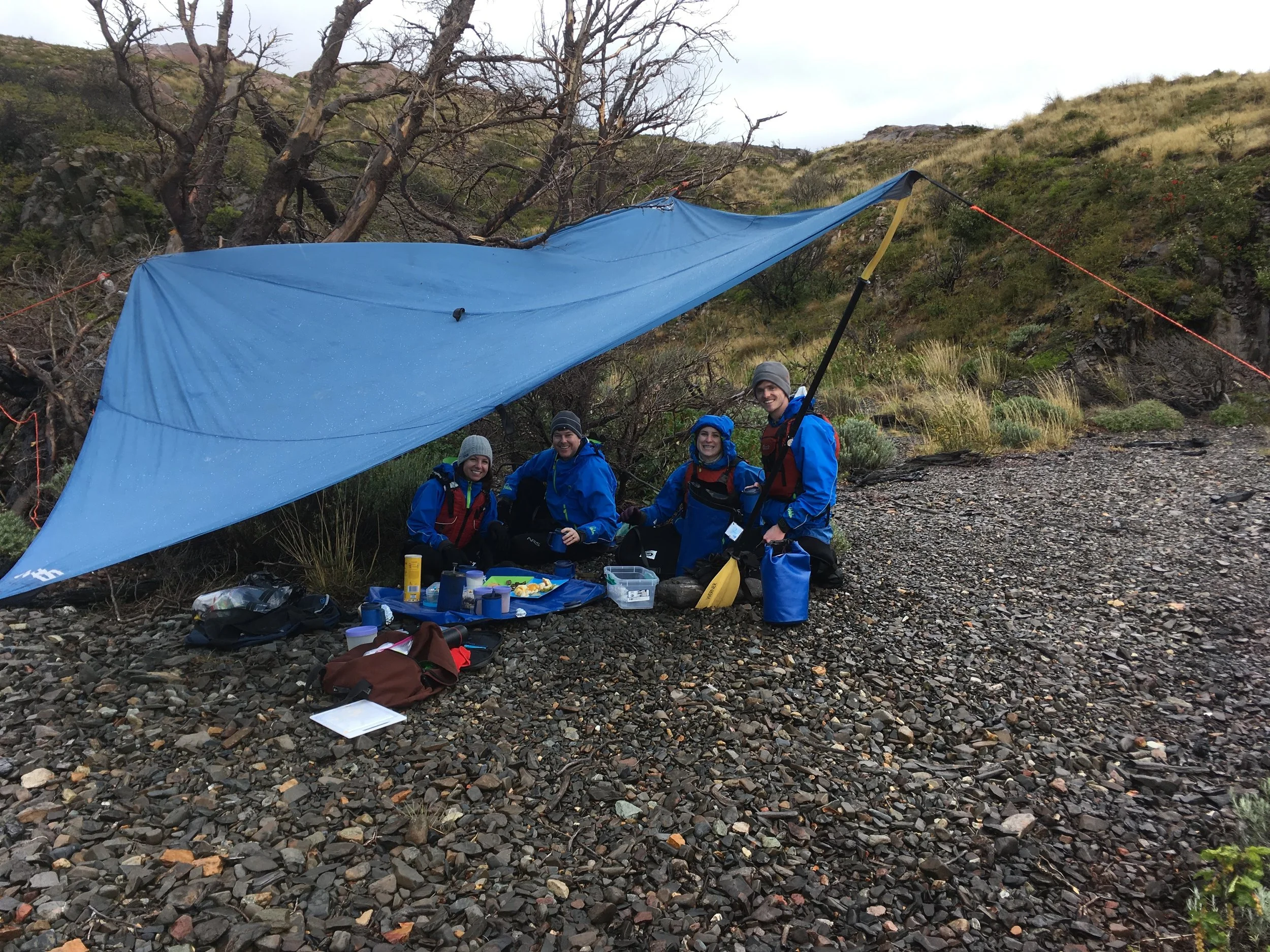 Our guides served up sandwiches, cookies, and hot coffee!