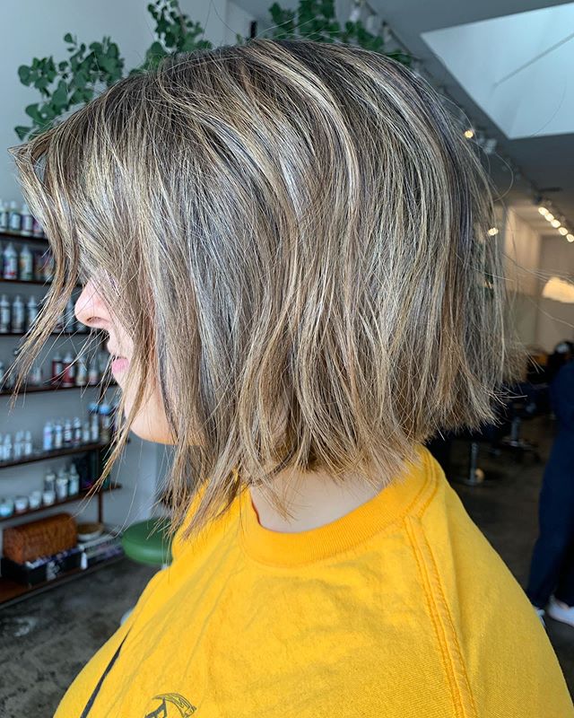 Beautiful Jenny was ready for a change! We did highlights and a big chop. I wanted to channel her sexy, sassy and fun personality by keeping it messy and not too serious! We both love it so much ☺️🙏🏻❤️ #colorandcutbyjess