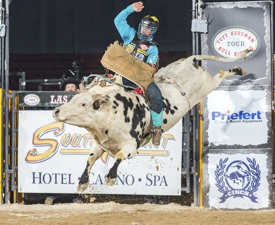 THBRT Fort Worth Champion and PBR World Champion Mike Lee 