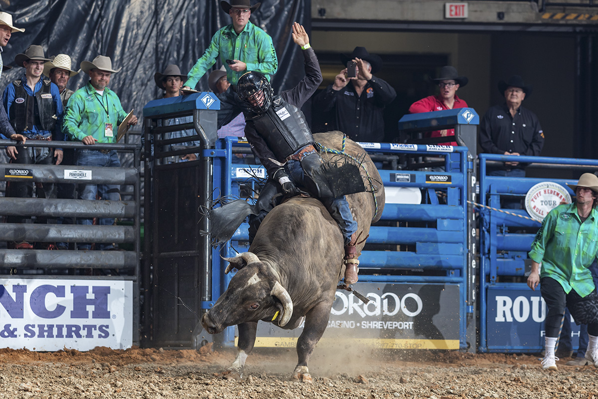 2-time NFR Qualifier Eli Vastbinder headlines the South Point THBR during the Las Vegas Ultimate Sports Weekend