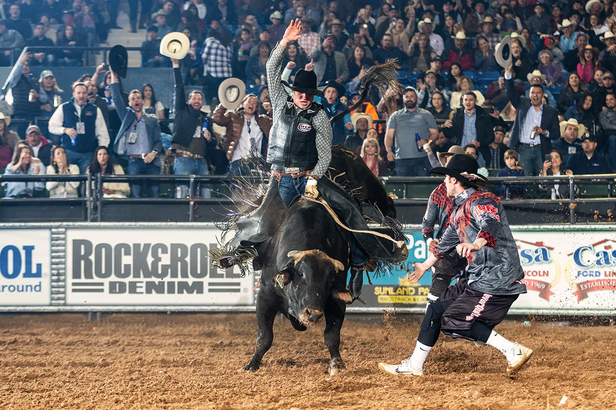 THBRT Hobbs Champion and Fort Worth Stock Show and Rodeo’s 2nd place bull rider JT Moore of Alvin, Texas has qualified for the final four-man Shoot Out round in two 2019 THBRT events and is scheduled to comepete in Fort Worth at the the South Point Tuff Hedeman Challenge presented by Rock&Roll Denim.