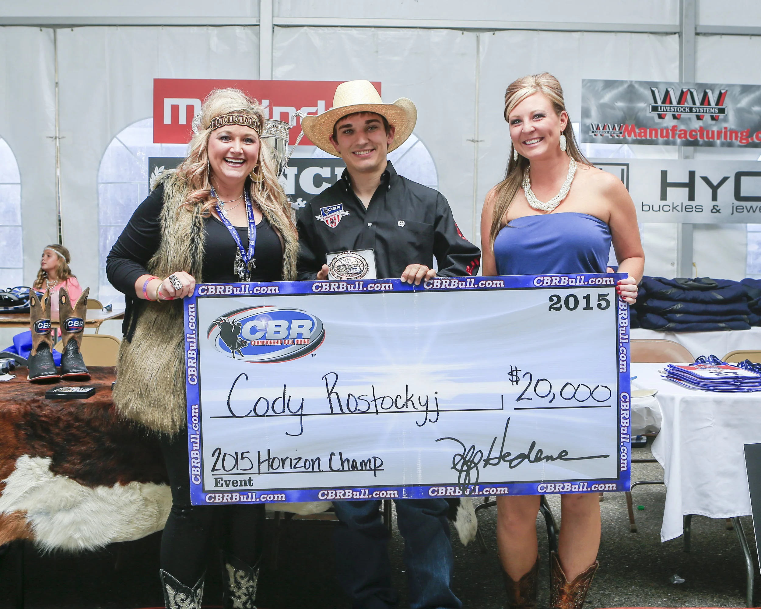 Rostockyj on a Roll began in 2015 with the CBR Horizon Series year-end championship, accepting the check from Cicily Cross Blair and Lindsay Ray.