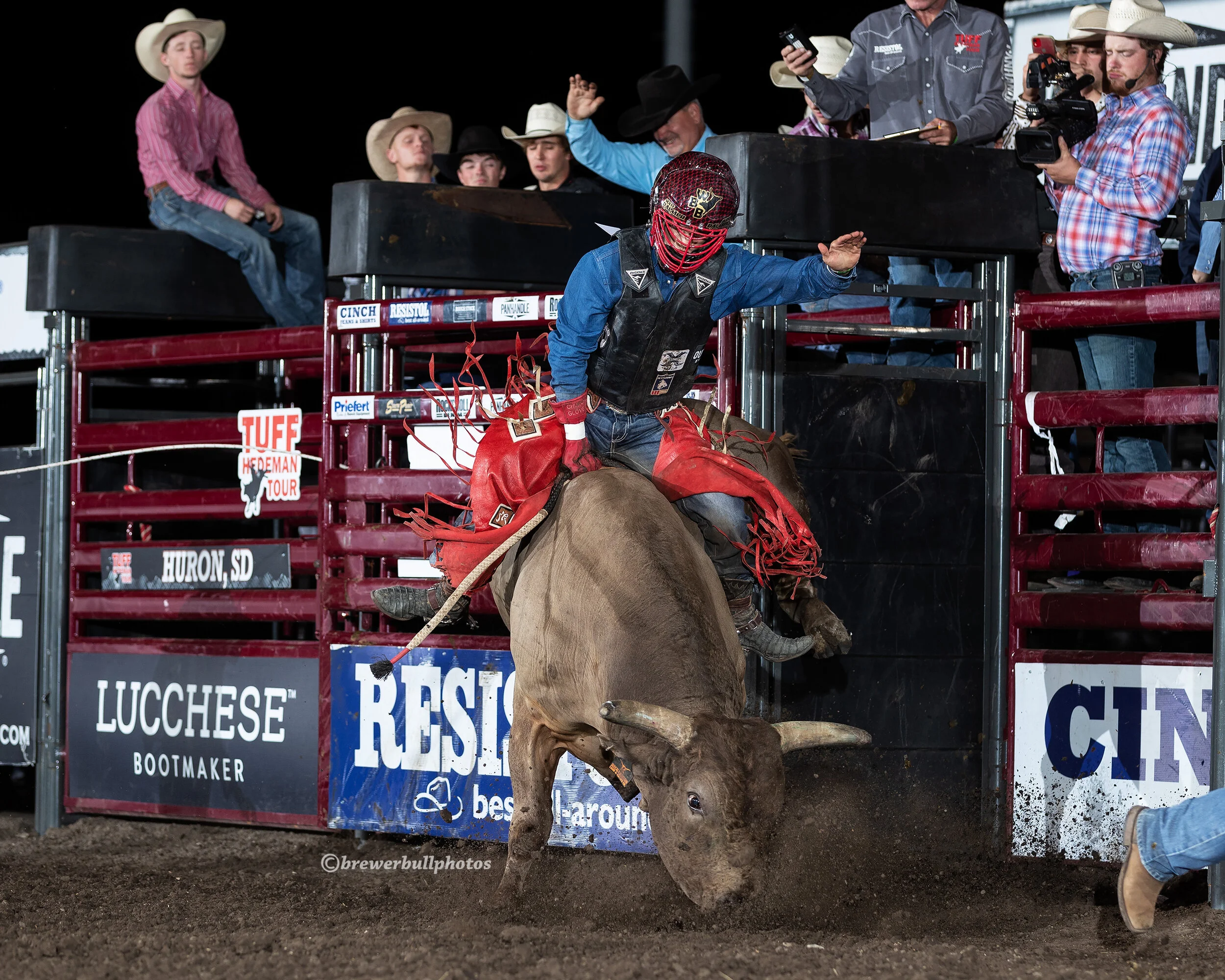 WhiteHorse Debuts on Hedeman's Tour for the Win IN HURON — Tuff Hedeman