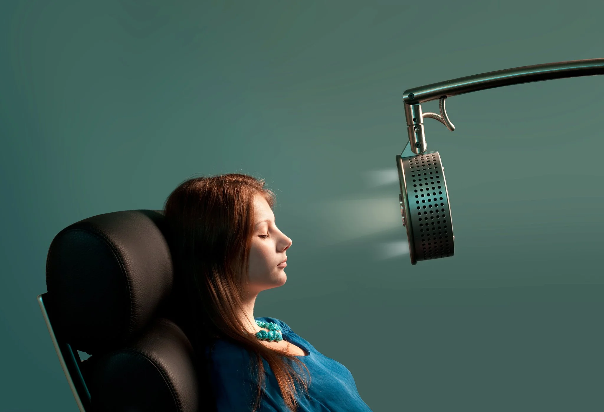 Frequencies of flickering light can guide users into a deep state of meditation within minutes