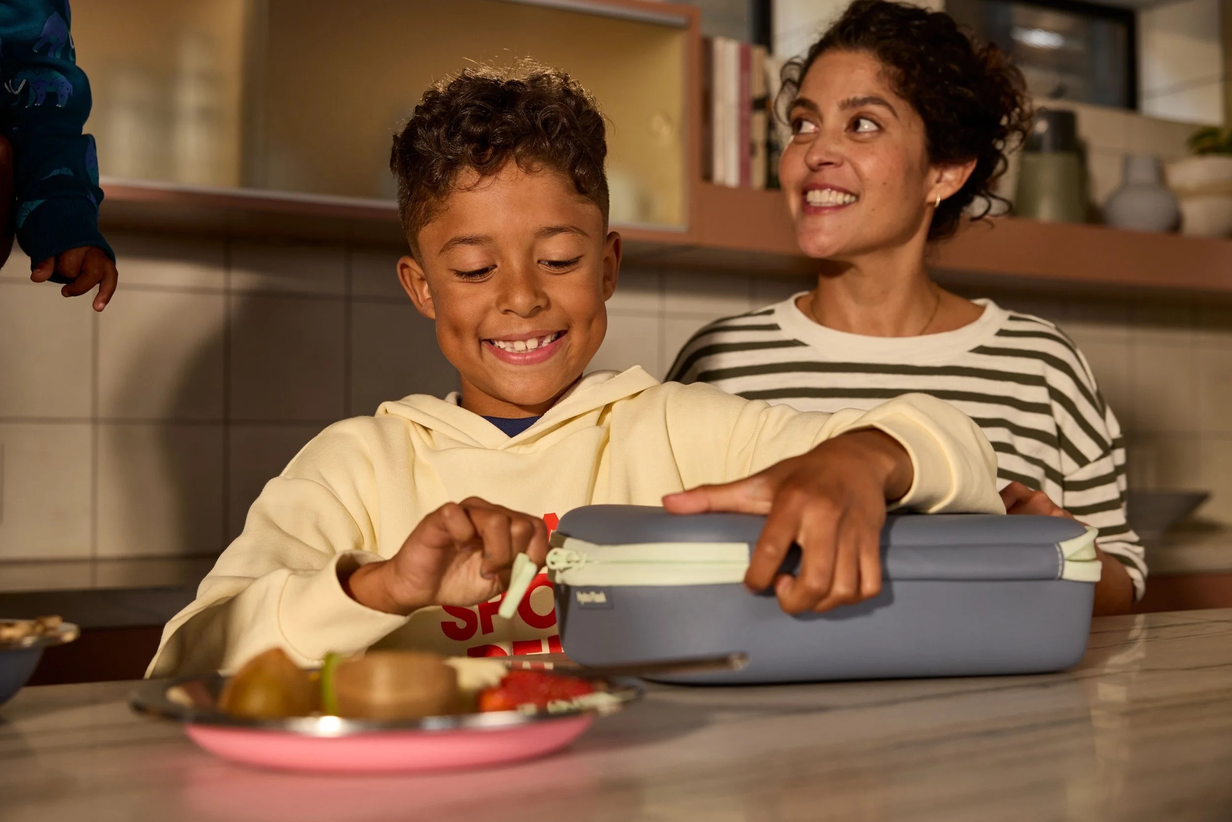 FW25_BTS_Kids_Kitchen_2117.jpg
