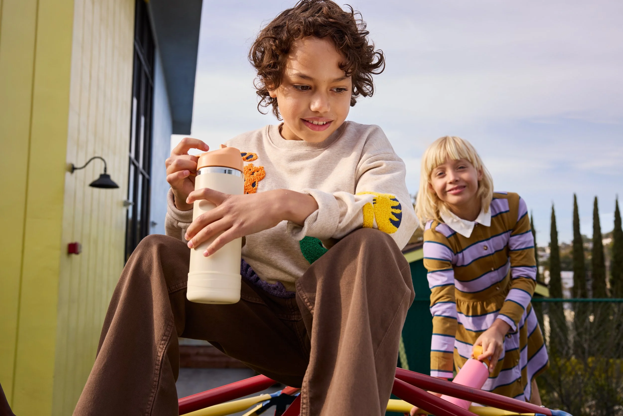 FW25_BTS_Kids_School_Exterior_0083.jpg