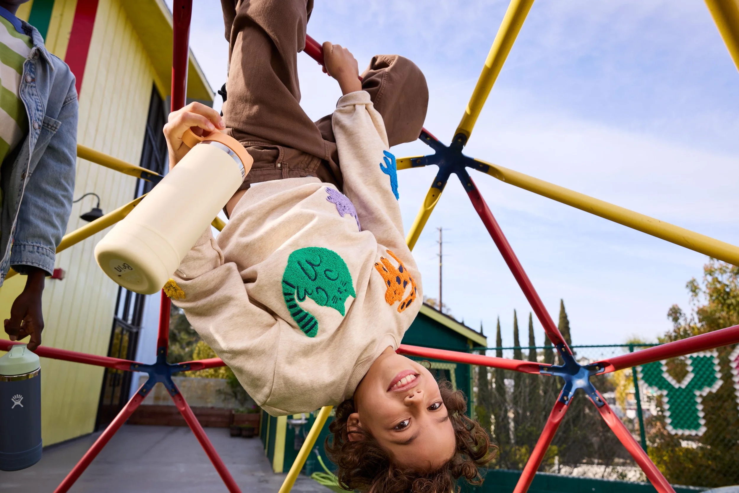 FW25_BTS_Kids_School_Exterior_0464.jpg