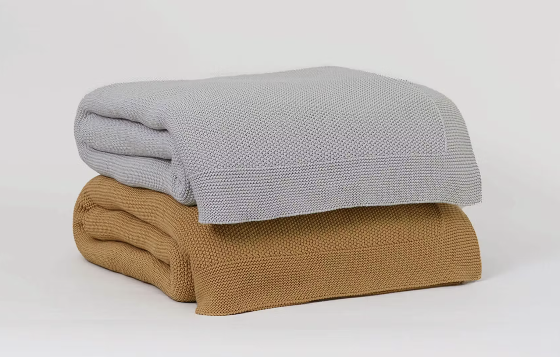 saatva blanket.jpeg