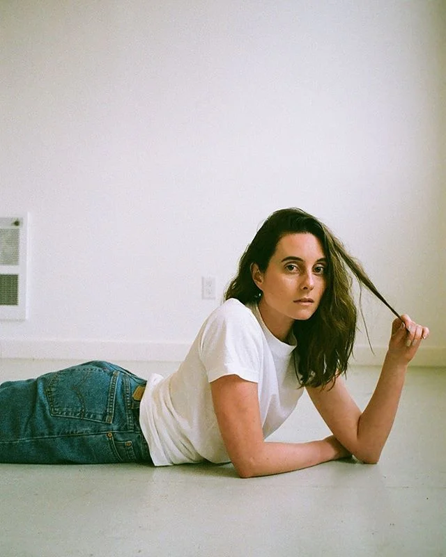 🌟 dreams really do come true 🌟 this week&rsquo;s guest, my living icon: @marybethbarone 🥰 we discussed her love of performing stand-up comedy and our shared hopes for a new era of dating 🌹 I&rsquo;m so happy we were able to record and for everyon