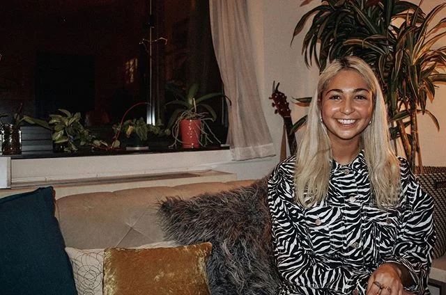 ✨ NEW EPISODE OUT NOW ✨ Please allow me to formally introduce you to this week&rsquo;s guest: @imanharirikia 💖 Iman is the Sex &amp; Dating Editor at Elite Daily and has written for ManRepeller, Teen Vogue, and many more 🦋 We discussed cultural ide