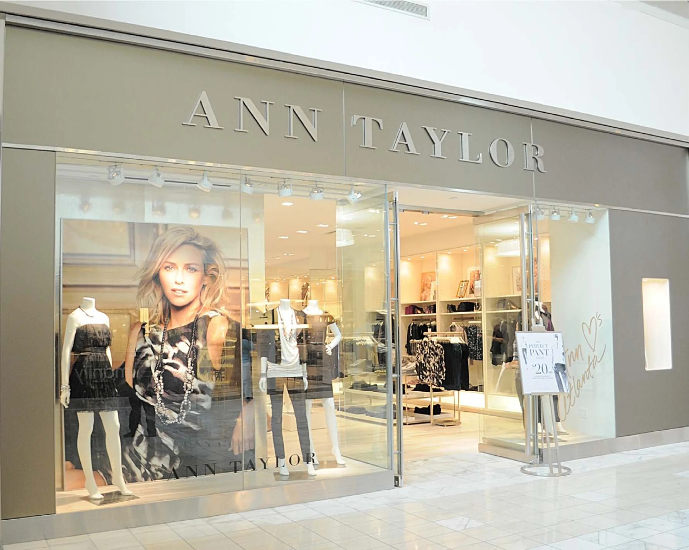 Ann Taylor Lenox Concept-storefront.JPG