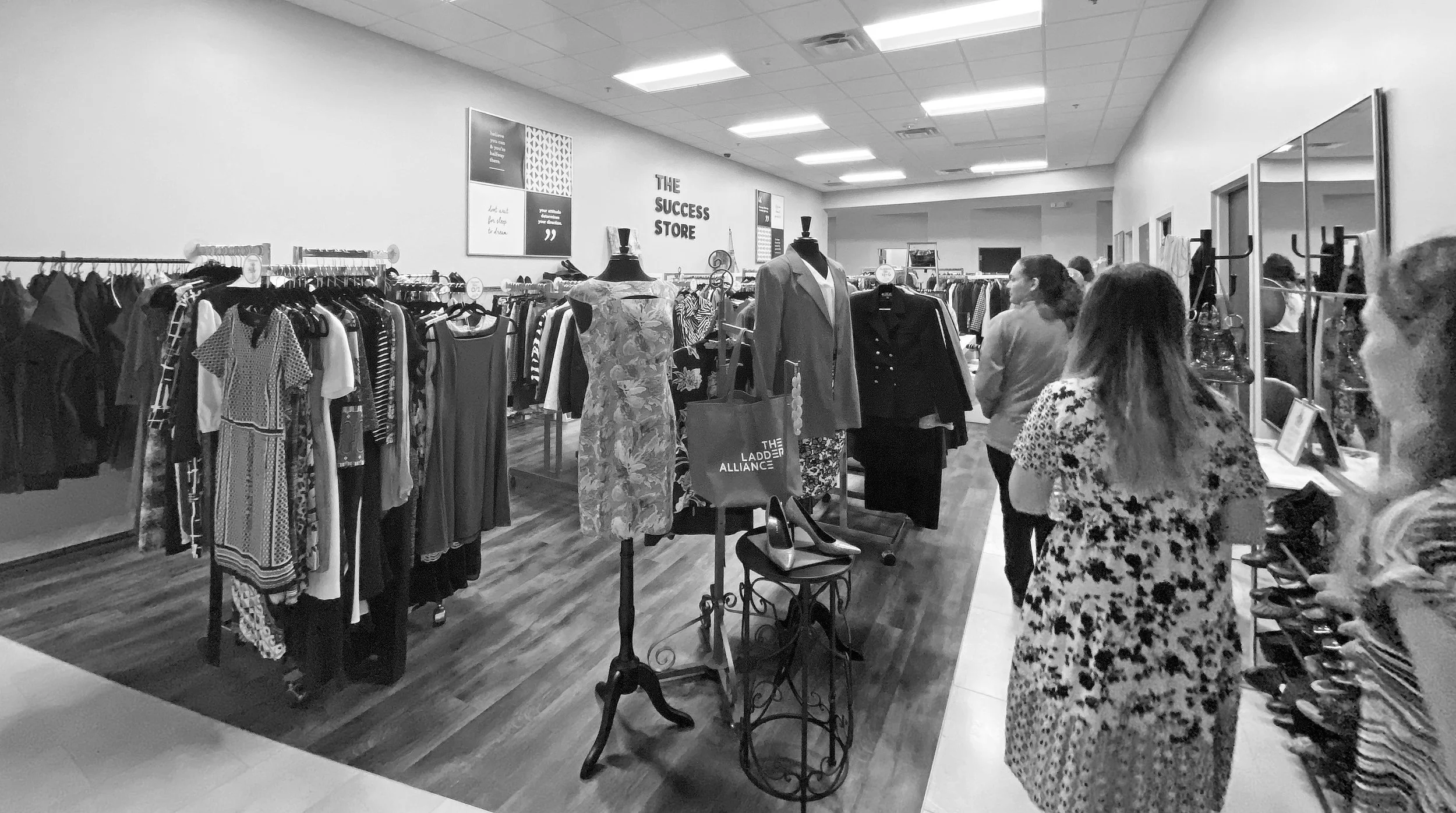 Ladder Alliance Success Store B&W.jpg