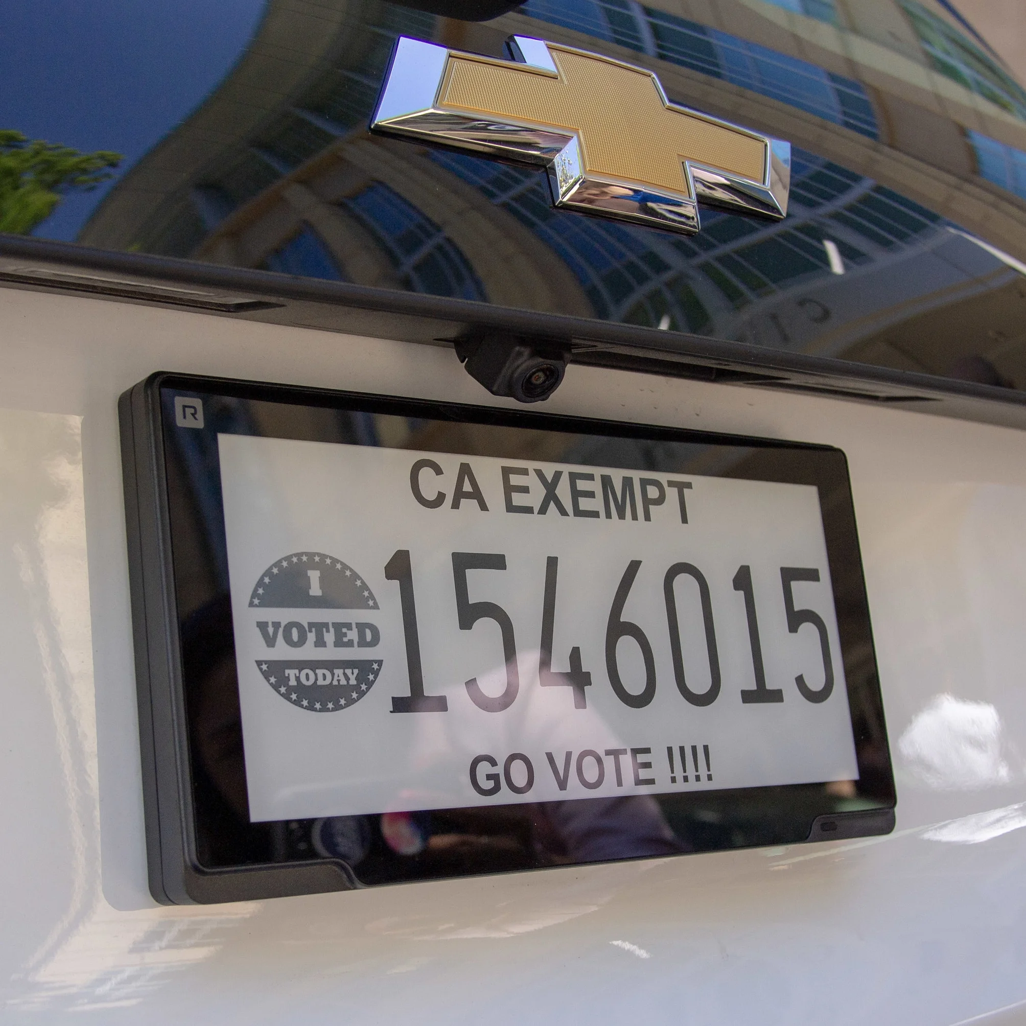 City of Sacramento pioneers digital license plates on electric fleet cars