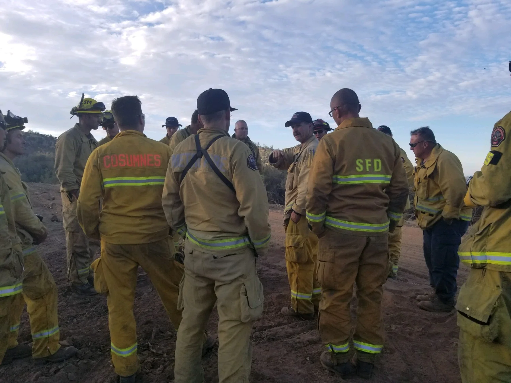 Sacramento firefighters pitch in to battle big Northern California blazes