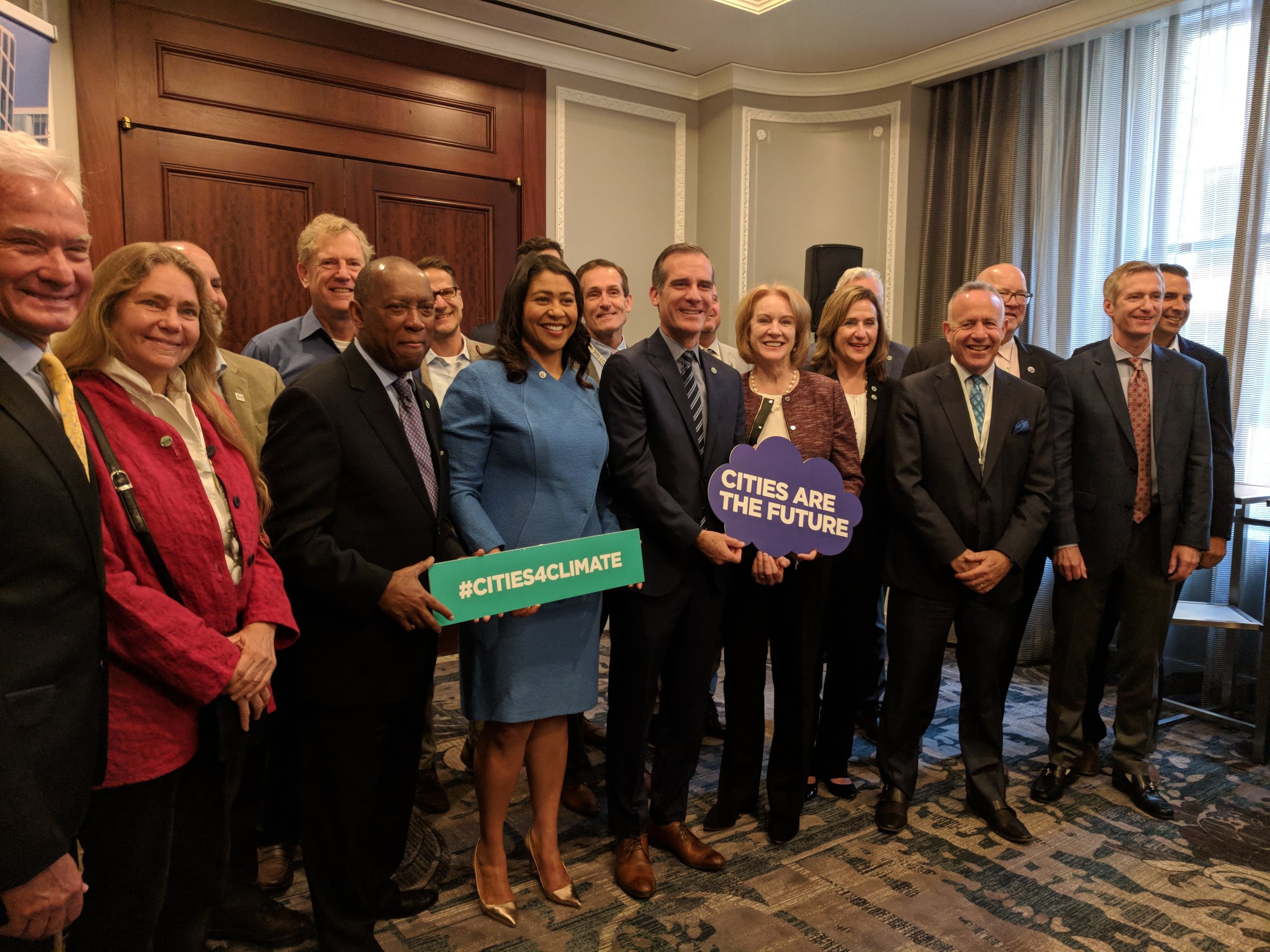 Mayor Darrell Steinberg with other mayors who have pledged to combat climate change, including Houston Mayor Sylvester Turner, San Francisco Mayor London Breed and Los Angeles Mayor Eric Garcetti.