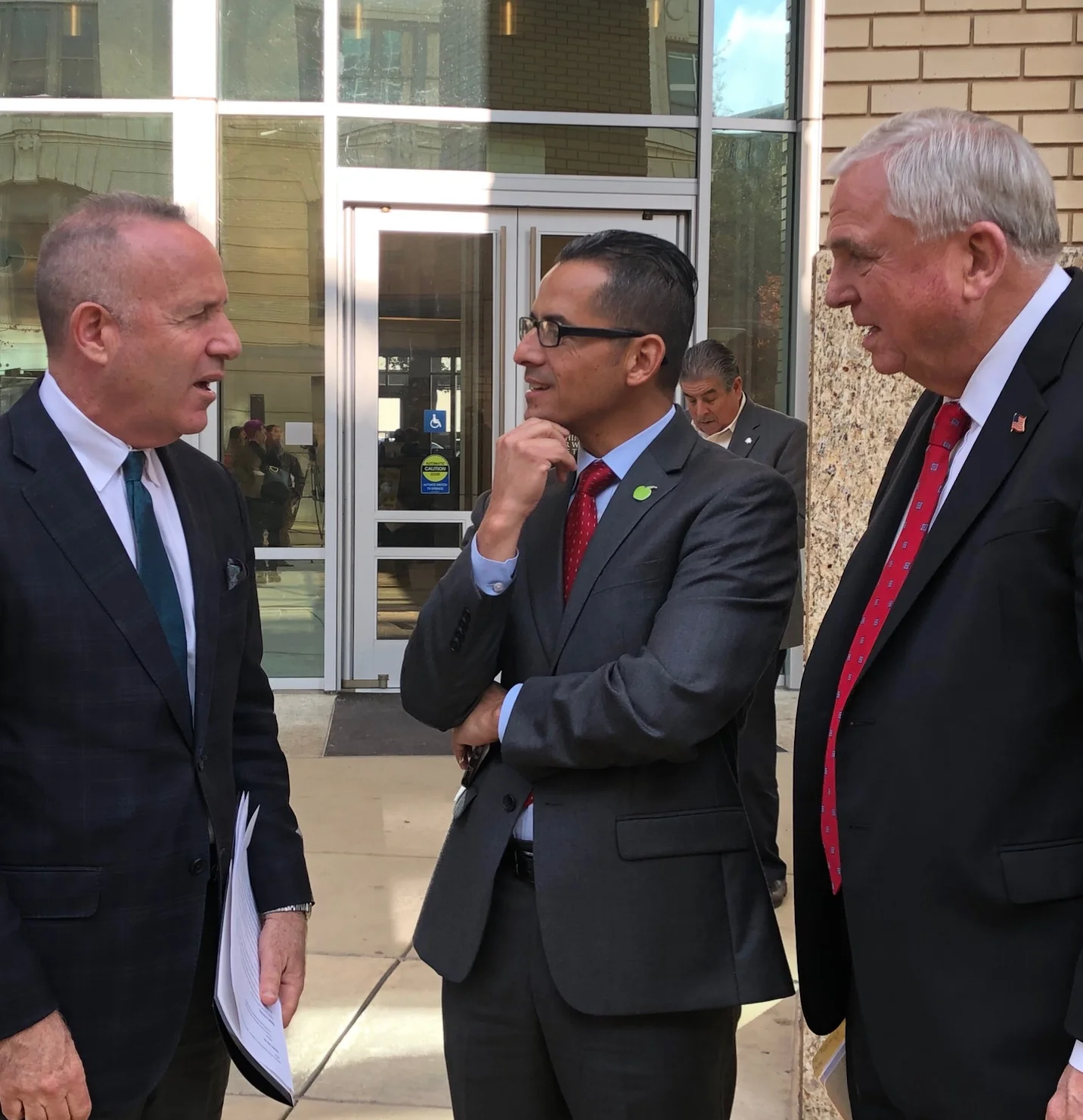 'I've got your back, Jorge.' Mayor Darrell Steinberg issues statement supporting Sacramento schools chief