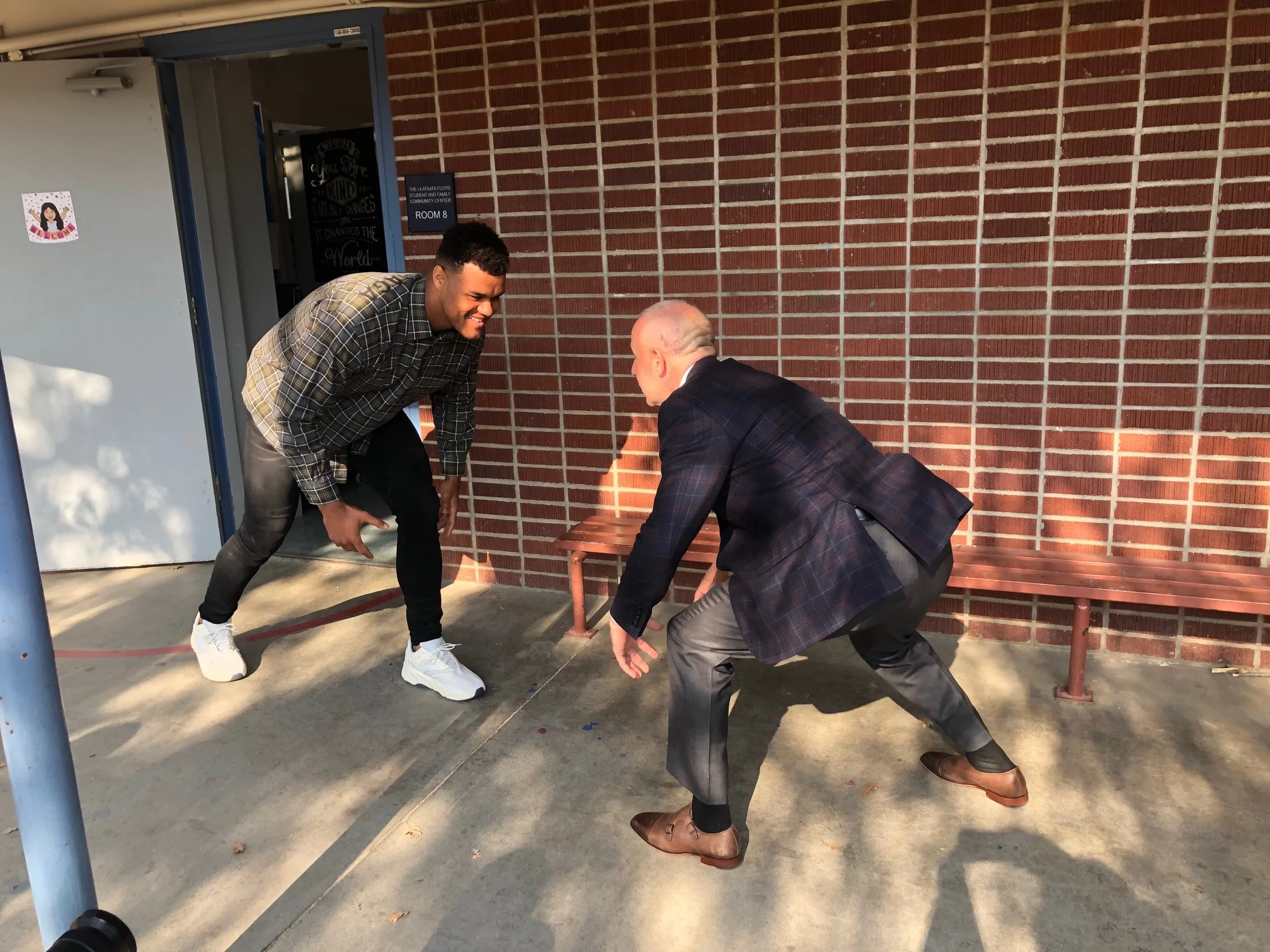 'What a great young guy.' NFL Network highlights community work of 49ers Arik Armstead 