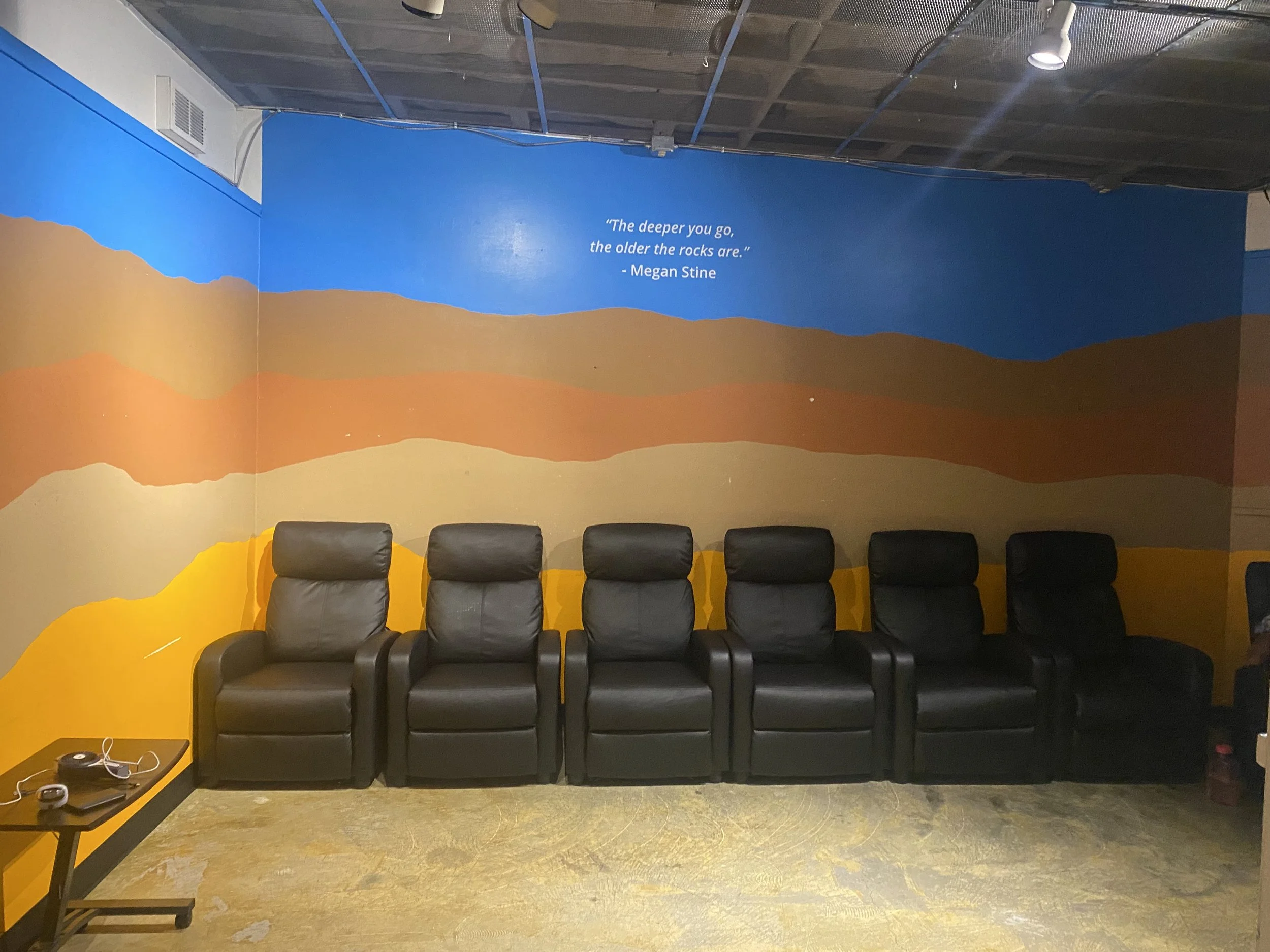 City votes to open 24-hour homeless respite and service center on Auburn Boulevard