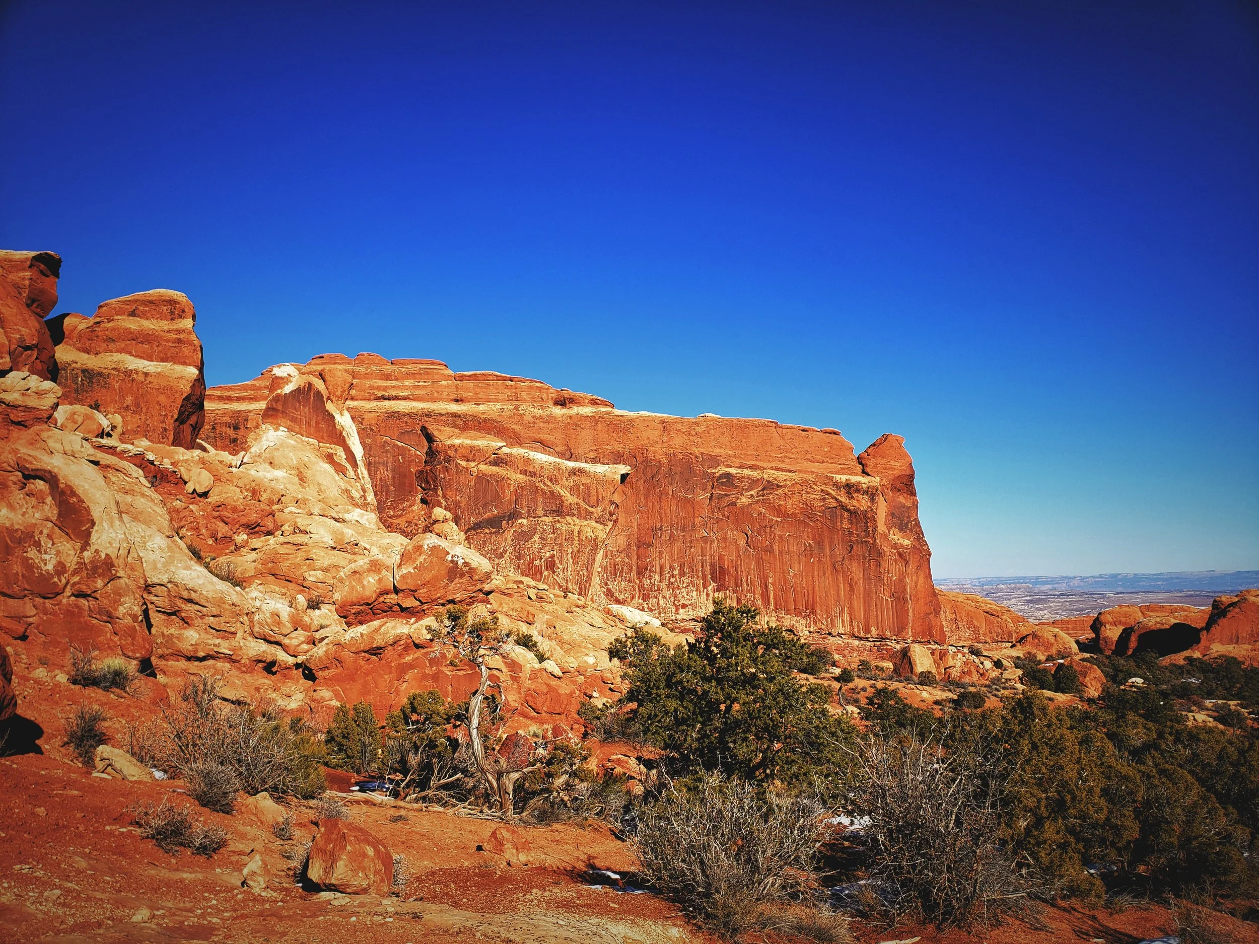 The primitive portion of the Devils Garden trail goes past countless sandstone fins.