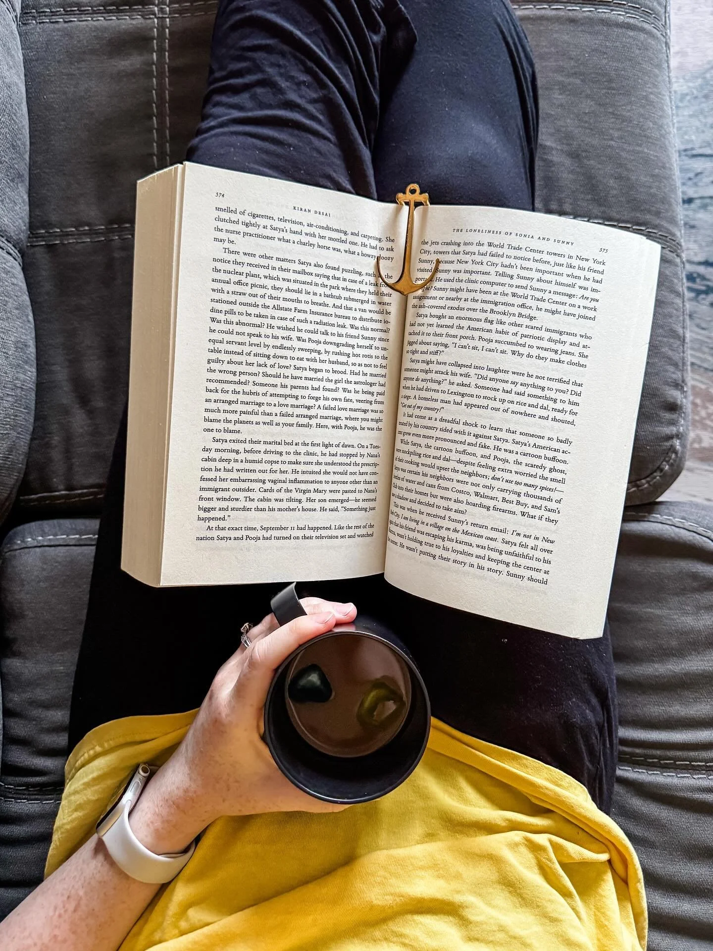 100 pages left of this aching, sweeping, chonker of a novel. And rest day from running means once we hit the toddler&rsquo;s nap time, I&rsquo;m all in. ☕️

I hope your weekend is also full of yummy coffee and good books!

(Gifted copy from @hogarthb